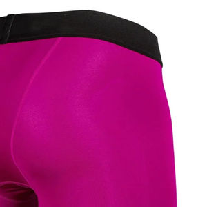 Nuevos Shorts de Compresión Ajustados con Logotipo Personalizado para Hombre, 100% Poliéster, Diseño Sólido, Estilo Casual, MOQ Bajo, Shorts para Correr y Gimnasio - Product Image 4