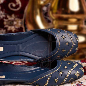 Attire Pair Elegantly Crafted High Quality Faux Leather Printed Anti-Slippery Customizable All Seasons <b>Khussa</b> - Product Image 3