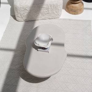 Mesa de Centro Vandana Astra Lyra de Microconcreto Blanco Hueso para Decoración Moderna de Sala de Estar - Product Image 5