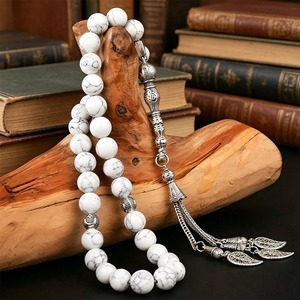 Chapelet musulman en résine blanche avec pompon argenté, perles rondes pour usage spirituel, avec perles en résine. - Product Image 1