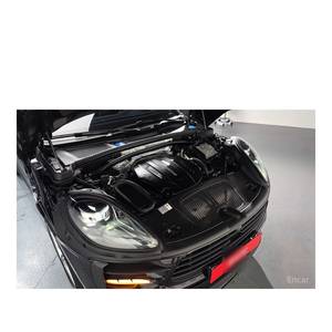 Porsche Macan 2.0 2019 con 61,557 km, Asientos de Cuero, Volante a la Izquierda, Cámara Trasera - Product Image 5