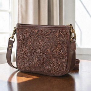 Sac à bandoulière en cuir véritable pour femmes, sac à main artisanal à fleurs en relief, sac bandoulière avec sangle réglable - Product Image 1