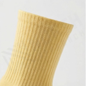 Chaussettes jaunes à col ras du cou, couleur unie, tricotées, respirantes, décontractées pour adultes - Product Image 4