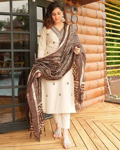 Premium Cream Brown Printed Pakistani Salwar Kameez Set for Women with Tribal Print Dupatta Traditional Ethnic Casual Wear Suit - Product Image 4