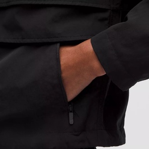 Chaqueta Utilitaria Negra para Mujer, Personalizada, Resistente al Viento, de Poliéster Tejido, Manga Larga, Cuello Alto, Cierre de Cremallera, Chaqueta Softshell de Otoño - Product Image 4