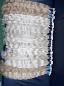 Extensiones de Cabello Humano Indio con Cutícula Intacta y Alineada, Sin Enredos, Lisas, Onduladas, Rizadas, Ondas Sueltas Profundas, Tejido a Mano - Product Image 2