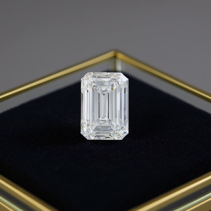 Émeraudes cultivées en laboratoire certifiées IGI 20,03 carats VS2, diamants non montés - Product Image 3