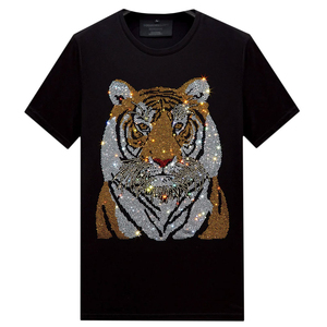 เสื้อยืดแขนสั้นผู้ชายคุณภาพเยี่ยม ผ้าแคนวาส แต่งคริสตัล ระบายอากาศได้ดี สั่งทำได้ ราคาพิเศษ ผลิตในปากีสถาน - Product Image 1