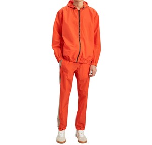 OEM ODM Survêtement coupe-vent avec bandes réfléchissantes et sweat à capuche réglable pour le jogging de nuit et l'entraînement en salle de sport - Product Image 1