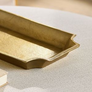 Bandeja Rectangular de Metal Dorado de Lujo al por Mayor, Plato de Servicio para Hotel con Acabado Texturizado Elegante y Asas Integradas - Product Image 3