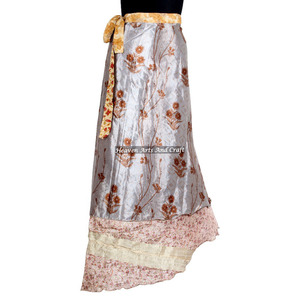 Vêtements de plage : Jupe portefeuille longue en soie vintage 'Magic' de 38 pouces, Robe en soie vintage, Sarong portefeuille long à col licou, Jupe portefeuille, Taille 50 pouces - Product Image 3