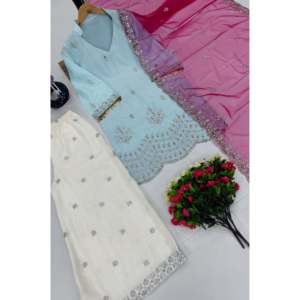 Ensemble de vêtements de fête pour femmes de créateur avec un magnifique haut Plazzo et Dupatta - Product Image 4