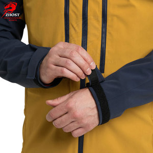 Wind Resistant Outdoor <b>Soft</b> <b>Shell</b> <b>Jackets</b> With Flexible Material <b>Soft</b> Inner Layer Lightweight Design Custom Sizes - Product Image 4
