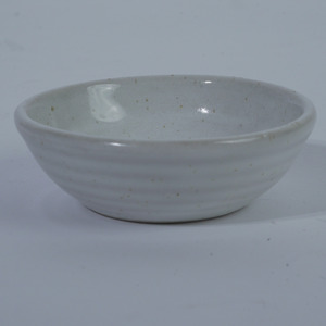 Plato para Salsas de Cerámica Hecho a Mano con Diseño Zen Asiático, Blanco con Motas, 8x3cm, para Restaurante, Hotel, Vajilla Japonesa, Salsa de Soya, Vinagre - Product Image 4