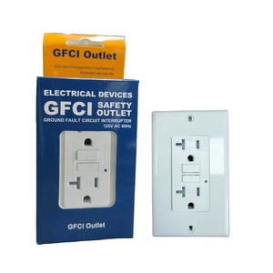 <span class=keywords><strong>Prise</strong></span> de courant double GFCI 125V 20A, <span class=keywords><strong>prise</strong></span> électrique simple Nema pour CUL pour IP1 protégée, <span class=keywords><strong>prise</strong></span> américaine et canadienne - Product Image 1