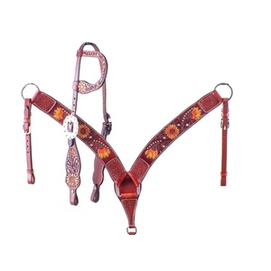 Calidad superior 100% cuero genuino Western Tooled One Ear Headstall & Breast Collar Set Fabricante al por mayor Proveedor - Product Image 4