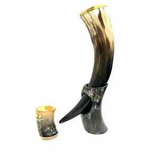 Cuerno de Beber Vikingo de Búfalo Hecho a Mano, Taza de Cerveza de Madera con Acabado Natural Ecológico, Venta al por Mayor para Uso con Agua y Bebidas - Product Image 1