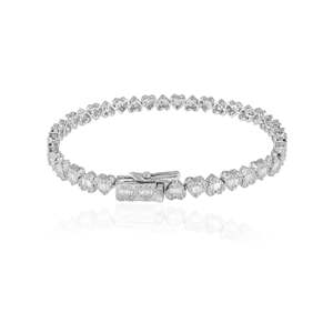 สร้อยข้อมือเทนนิสทรงหัวใจประดับเพชรแบบคลัสเตอร์ทองคำ 18K - Product Image 6