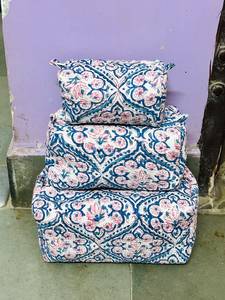 Floral Pattern Cosmetic Bag Small Zipper Closure Portable <b>Makeup</b> Organizer Blue Yellow White Textile Toiletry Bag - Product Image 1