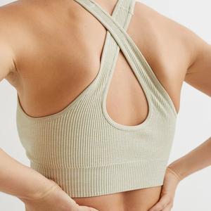 Soutien-gorge de sport de haute qualité au design unique, doux et personnalisable, imprimé par sublimation, en vente, service OEM sur mesure - Product Image 5