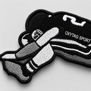 Patch brodé thermocollant Oxytag Sport, forme irrégulière, design noir et blanc, décoration textile, prix abordable, vente en gros OEM - Product Image 6