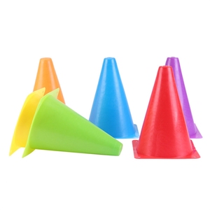 Cônes d'entraînement de course à pied en plastique, cônes d'agilité pour exercices de vitesse, équipement d'entraînement de football américain et de soccer, prix de gros - Product Image 2