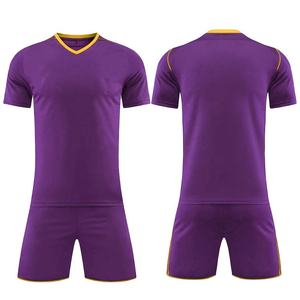Ensembles d'uniformes de football personnalisés pour hommes adultes, t-shirt à manches courtes, survêtement d'entraînement de haute qualité - Product Image 4