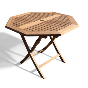Ensemble de salle à manger d'extérieur avec table rectangulaire en teck, quatre chaises assorties, surface à lattes larges et base de pieds stable - Product Image 3