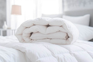 Luxury 300 GSM Polyester Fiber White Comforter | Soft Hotel Quality <b>Quilted</b> All Season <b>Bedding</b> Factory Direct Wholesale Supplier - Product Image 1