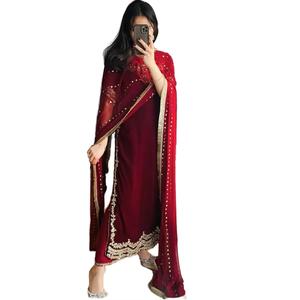 Colección de Salwar Kameez y Kurta de Viscosa: Elegancia Atemporal - Product Image 1