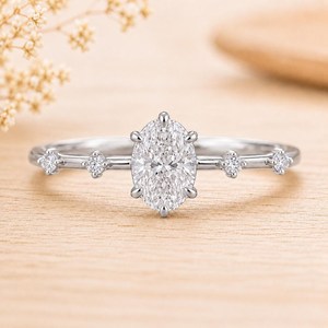Bague de fiançailles en or massif 10K 14K 18K avec diamant de laboratoire ovale rond de couleur DEF et clarté VS VVS, design floral unique - Product Image 2