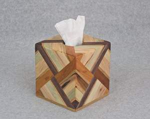 Caja de pañuelos de madera natural personalizada con base deslizante – Portapañuelos de madera maciza ecológico para sala de estar, baño - Product Image 3