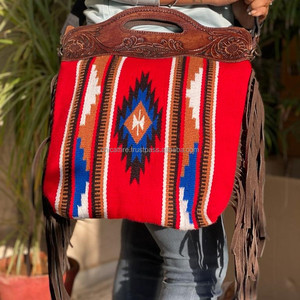 Sac à main à franges usiné à la main Sac à bandoulière avec poignée pour couverture de selle aztèque Sac à bandoulière styliste bohème très vendu pour femmes - Product Image 4