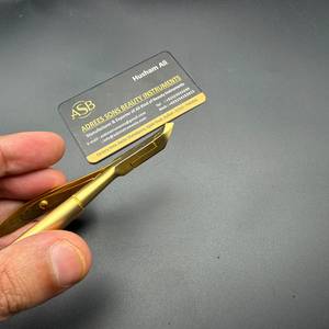 Coupe-cuticules à ressort doré mat avec ouverture de 5 mm, dissolvant de peaux mortes en acier inoxydable, outil de soin des ongles, logo personnalisé - Product Image 4