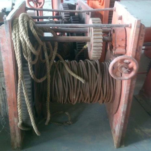 Manivela de elevación industrial Crab Winch MS para construcción, de alta resistencia, con capacidad de 1 a 3 toneladas y 100 metros de cuerda. - Product Image 3