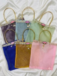 Sac cadeau en organza transparent fait main, durable et de haute qualité pour les fêtes de mariage, Diwali, Ganpati, Haldi, Mehendi, Sangeet - Product Image 2