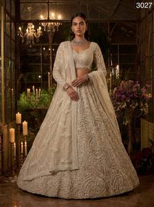 Rivaayat House presenta un Lehenga Choli de diseño elaborado y de alta calidad. - Product Image 1