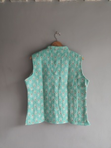 Chaleco bohemio de algodón con patchwork para mujer, cuello en V, sin mangas, acolchado, con bolsillos, ropa exterior ecológica, regalo para ella. - Product Image 6