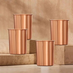 Tasse artisanale en cuivre de style classique pour la santé ayurvédique, vaisselle de cuisine et de table écologique, durable, de luxe et de qualité supérieure - Product Image 1