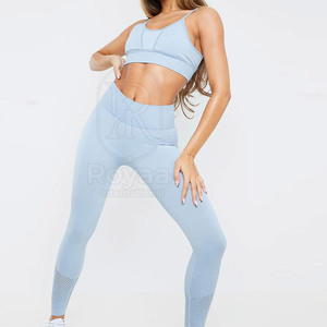 Conjunto de Yoga para Mujer, Estilo Moderno, Ropa Deportiva, Precio al por Mayor, Cómodo, Hecho en Pakistán - Product Image 3
