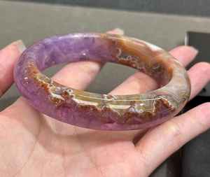 Bracelet en résine fait main, dernière mode, avec agate et motif floral, idéal pour les fêtes - Product Image 2