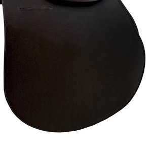 Selle de polo durable conçue pour le confort du cavalier, offrant une position équilibrée et un contrôle optimal pendant l'entraînement, la pratique et les compétitions. - Product Image 6