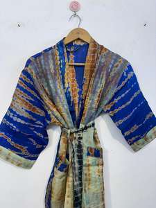 Robe kimono en soie teinte à la main, style bohème, patchwork, pour l'été et le printemps, vêtement de plage léger, soie pure, vintage - Product Image 6