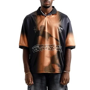 เสื้อยืดพิมพ์ลายซับลิเมชั่นคุณภาพสูงสำหรับผู้ชาย สั่งทำได้ คอวีทรงโอเวอร์ไซส์ เสื้อยืดยูนิเซ็กซ์ พิมพ์ลายโลโก้แบบพัฟ ผ้าเจอร์ซีย์น้ำหนักเบา - Product Image 1