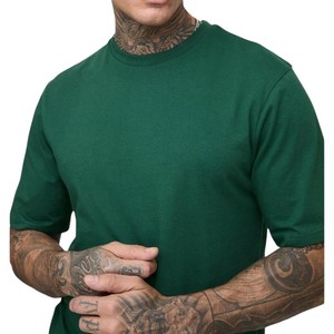 Ensemble 2 pièces T-shirt et short vert pour homme, best-seller, design et logo personnalisables, qualité supérieure, respirant pour homme - Product Image 5