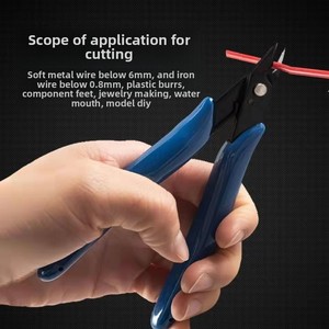 Alicates de punta plana de precisión de 8 pulgadas para bricolaje, con mandíbula lisa y cabeza extendida, diseño de pico de pato, herramientas manuales para doblar, sujetar y trabajar con joyería y acero. - Product Image 5