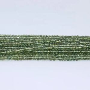 Cuentas de Rondelle facetadas de apatita verde natural, 4mm, 13 pulgadas, hebra de piedras preciosas naturales para la fabricación de joyas - Product Image 1