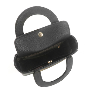 Mini <b>Small</b> Women's Tote Bag Lightweight Portable Butterfly Pattern PU Crossbody Bag with Metal Chain Shoulder Strap Design - Product Image 5