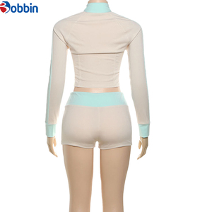 Ensembles de survêtements courts d'été Hip Hop pour femmes, 2 pièces, veste à fermeture éclair et shorts, 100% coton respirant, séchage rapide, manches longues, couleur personnalisée - Product Image 6