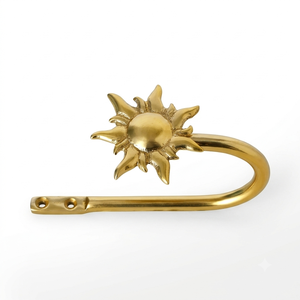 Sujetador de Cortina Premium de Metal Dorado con Diseño de Girasol para Decoración de Ventanas de Lujo en Salas de Estar, Dormitorios y Hoteles - Proveedor Mayorista - Product Image 1